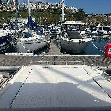 Boat Accommodation Ltd Torquay Exterior photo